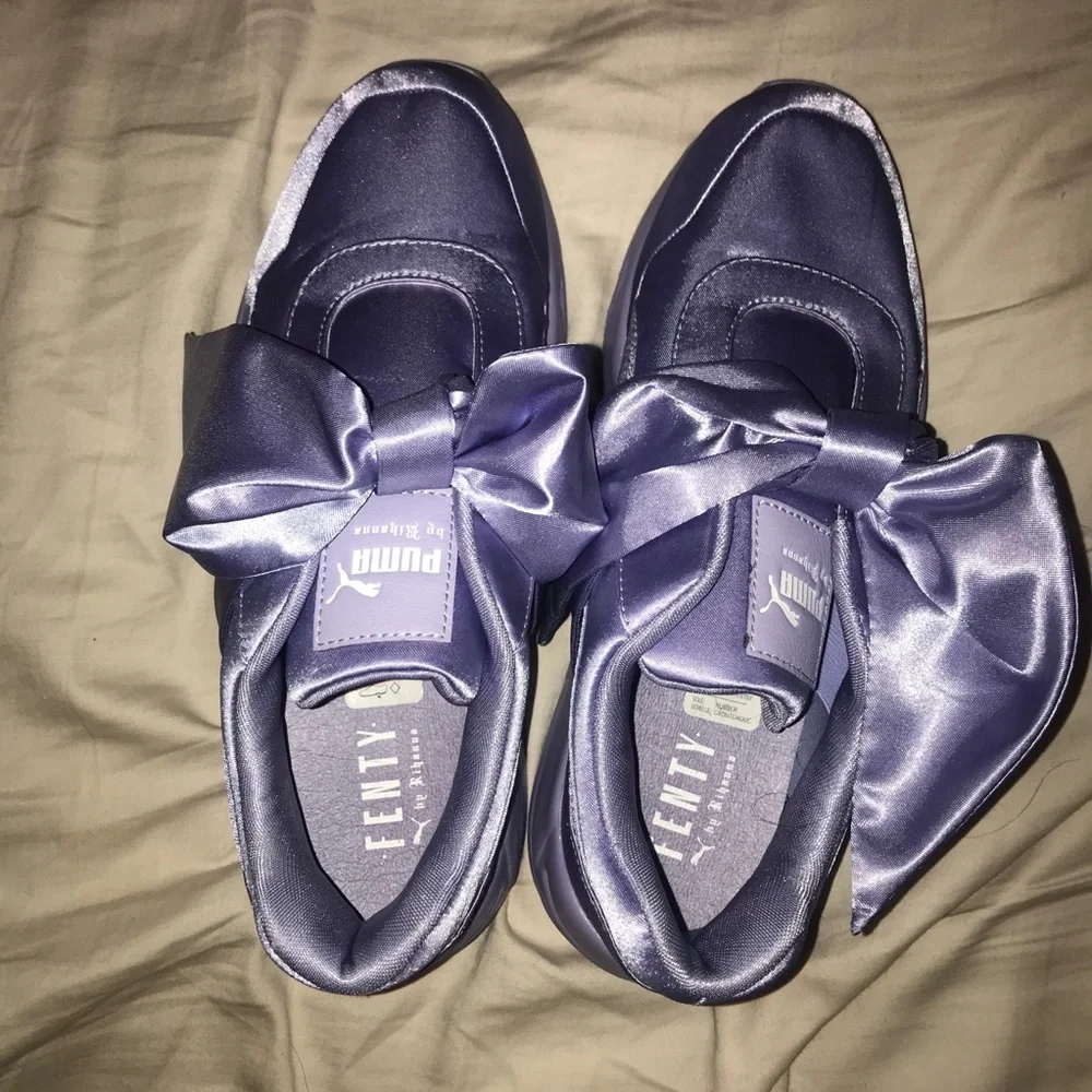 fenty pumas - Picture 3 of 3